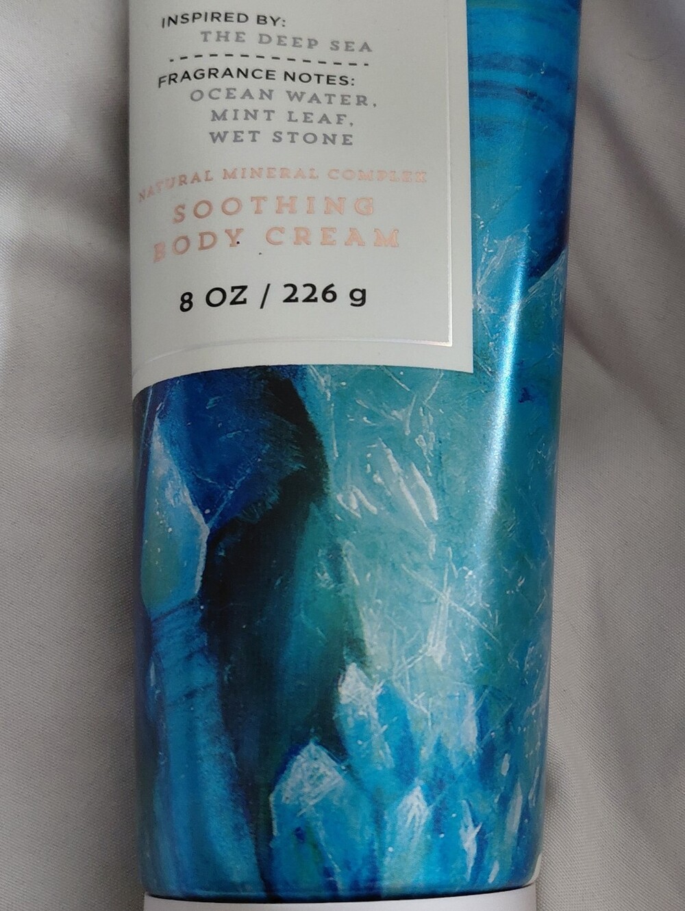 Bath & Body Works Soothing Body Cream - Blue & White Ocean Design